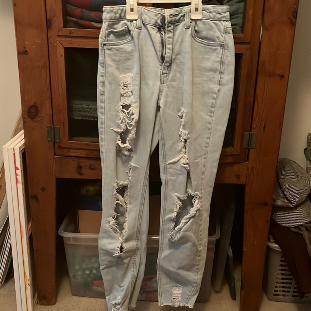 Light blue ripped skinny jeans